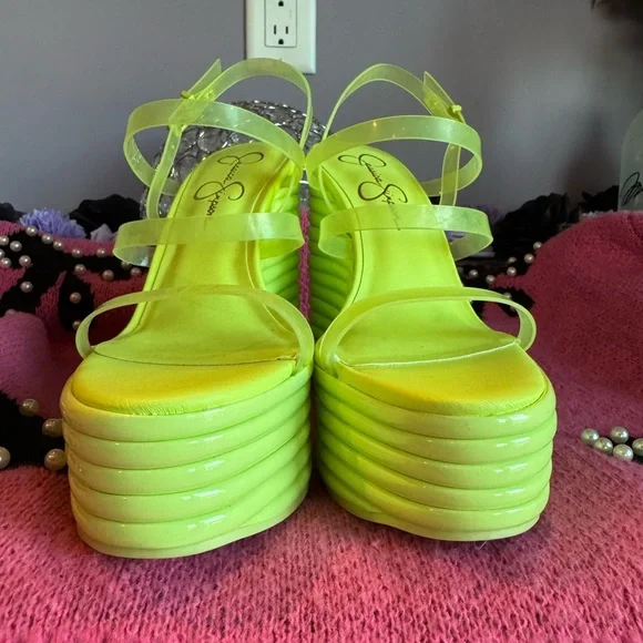 Jessica Simpson Neon Green Platform Sandals green Straps Size 7 NWOT - Picture 2 of 11
